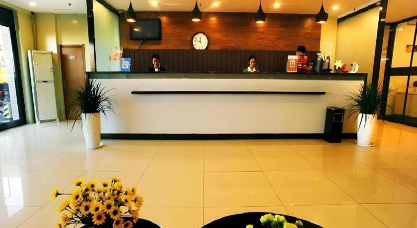 Jinjiang Inn Jinan Daminghu New Scenic Area Lishan Road Exterior photo